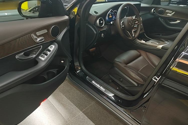 Used Mercedes-Benz GLC 2020 GLC 260 L 4MATIC Luxury Model Driver Seat