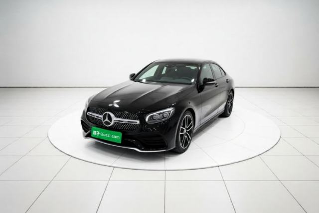 Ojetý Mercedes-Benz GLC 2020 Facelift GLC 300 L 4MATIC Dynamic Edition
