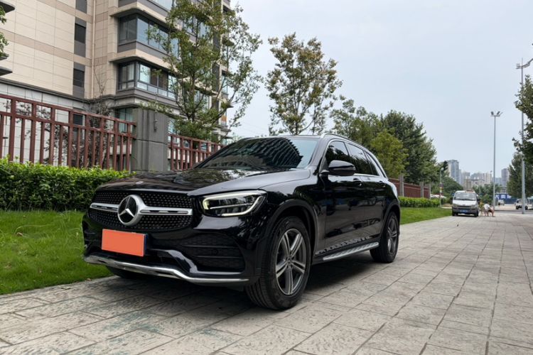 Used Mercedes-Benz GLC 2020 GLC 260 L 4MATIC Luxury Model Guazi used car, China used car export, Used car for sale, Used cars, Cheapest cars for sale