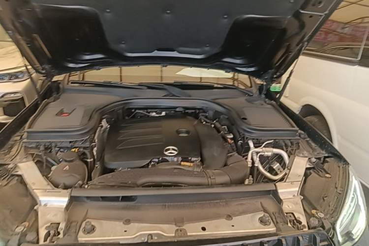 Used Mercedes-Benz GLC 2020 Facelift GLC 300 L 4MATIC Dynamic Edition Engine Bay