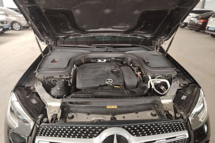 Used Mercedes-Benz GLC 2020 GLC 300 L 4MATIC Luxury Model Engine Bay