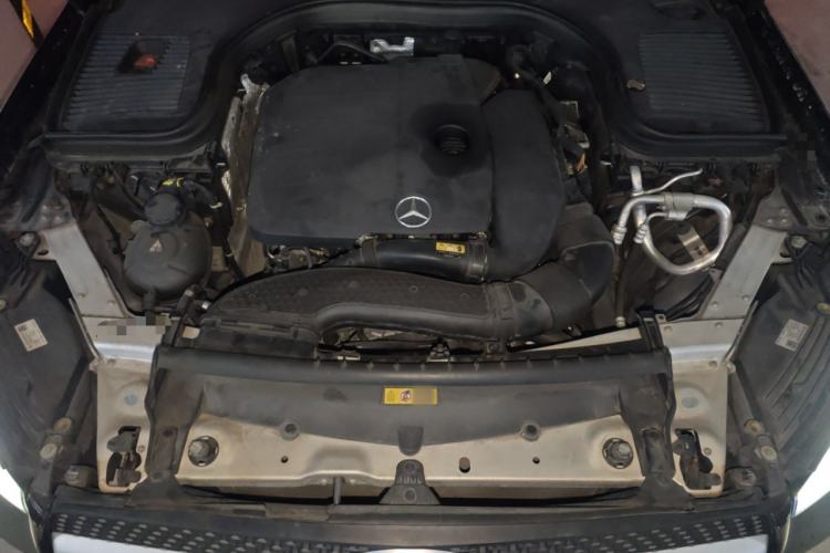 Used Mercedes-Benz GLC 2020 GLC 300 L 4MATIC Dynamic Edition Engine Bay