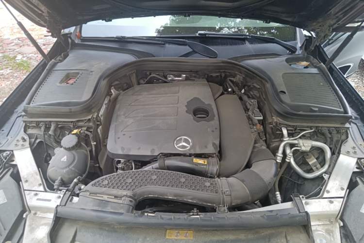 Used Mercedes-Benz GLC 2020 GLC 260 L 4MATIC Luxury Model Engine Bay