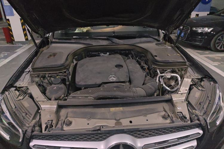 Used Mercedes-Benz GLC 2020 GLC 260 L 4MATIC Dynamic Model Engine Bay