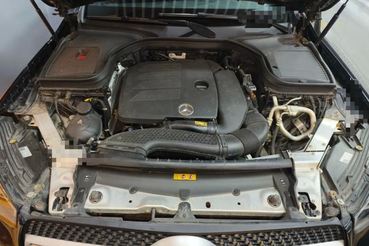 Used Mercedes-Benz GLC 2020 GLC 300 L 4MATIC Luxury Model Engine Bay