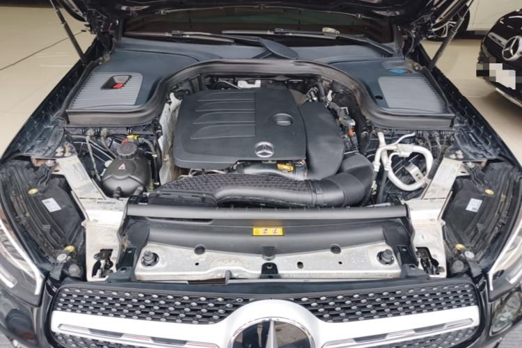 Used Mercedes-Benz GLC 2020 GLC 300 L 4MATIC Dynamic Edition Engine Bay
