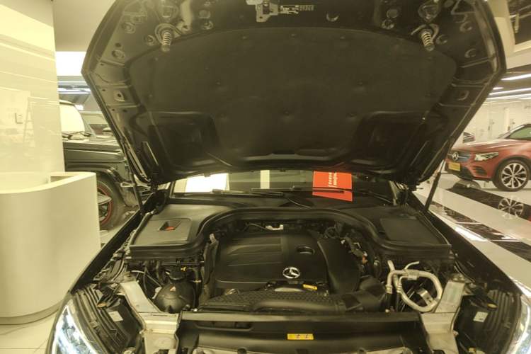 Used Mercedes-Benz GLC 2020 Facelift GLC 300 L 4MATIC Dynamic Edition Engine Bay