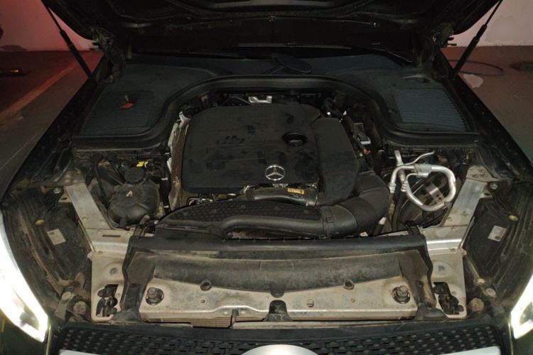 Used Mercedes-Benz GLC 2020 GLC 300 L 4MATIC Dynamic Edition Engine Bay