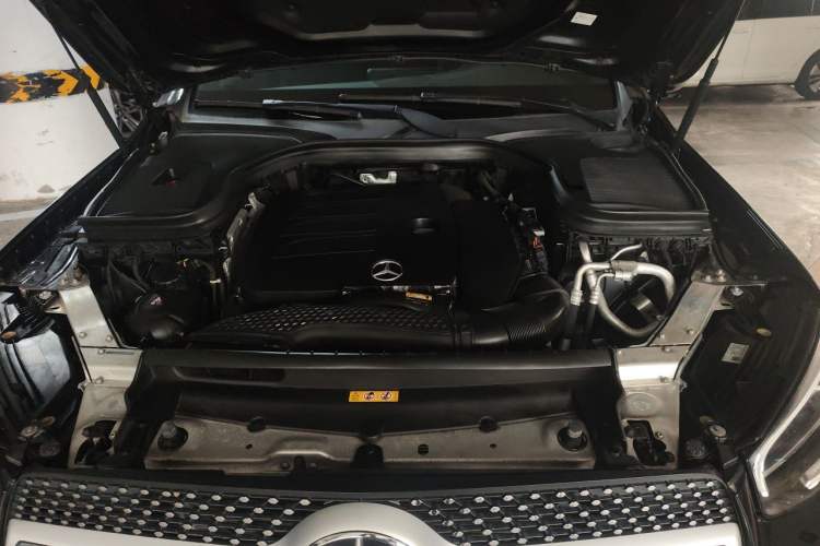 Used Mercedes-Benz GLC 2020 GLC 260 L 4MATIC Luxury Model Engine Bay