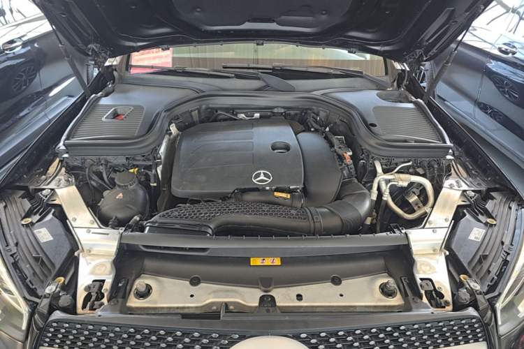 Used Mercedes-Benz GLC 2020 Facelift GLC 300 L 4MATIC Dynamic Edition Engine Bay