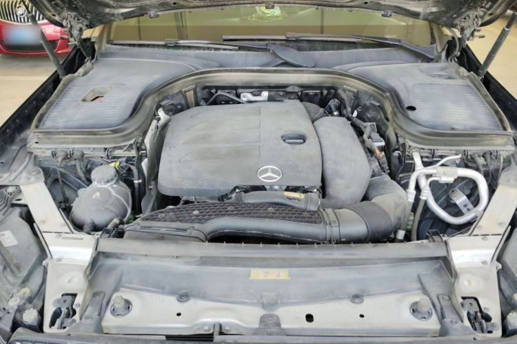 Used Mercedes-Benz GLC 2020 GLC 300 L 4MATIC Dynamic Edition Engine Bay