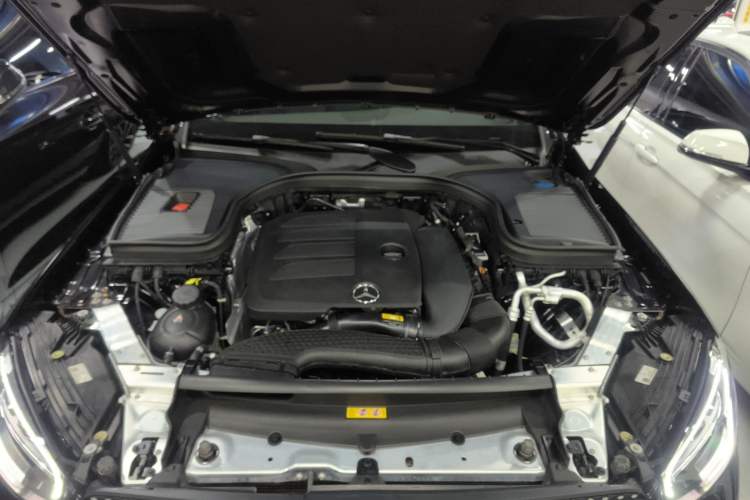 Used Mercedes-Benz GLC 2020 Facelifted GLC 260 L 4MATIC Dynamic Edition Engine Bay