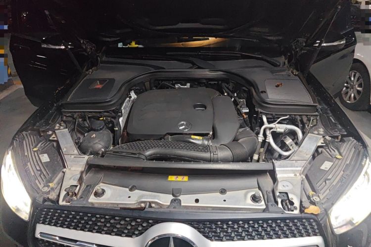 Used Mercedes-Benz GLC 2020 GLC 300 L 4MATIC Dynamic Edition Engine Bay