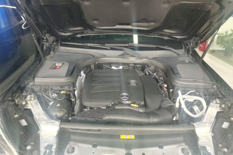 Used Mercedes-Benz GLC 2020 Facelifted GLC 260 L 4MATIC Dynamic Edition Engine Bay
