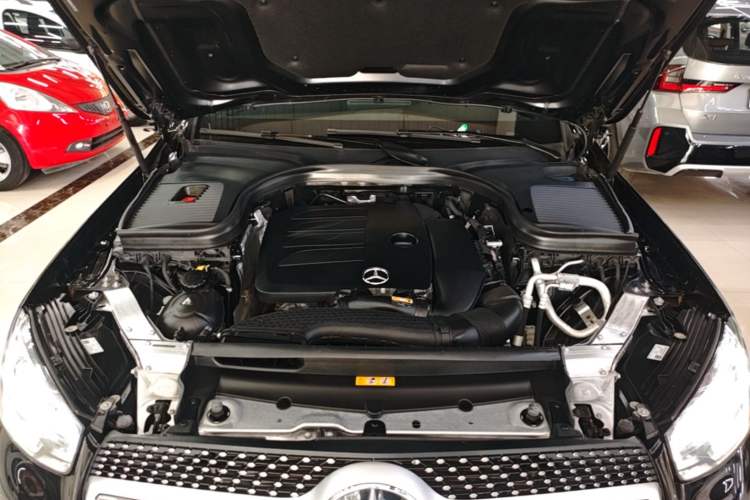 Used Mercedes-Benz GLC 2020 Facelift GLC 300 L 4MATIC Dynamic Edition Engine Bay