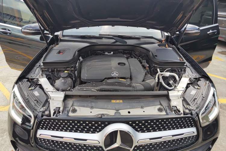 Used Mercedes-Benz GLC 2020 Facelift GLC 300 L 4MATIC Dynamic Edition Engine Bay