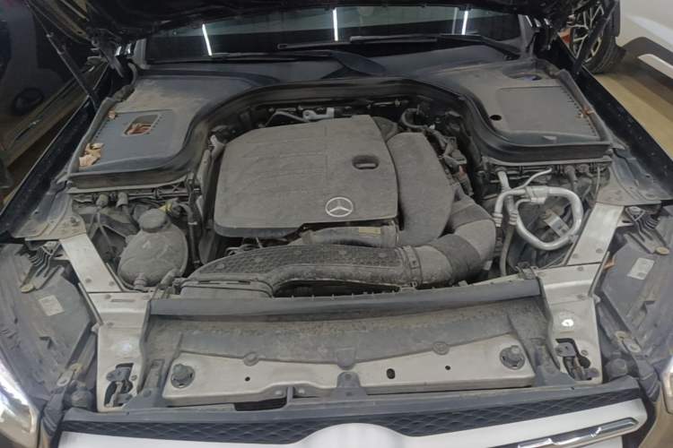 Used Mercedes-Benz GLC 2020 GLC 260 L 4MATIC Dynamic Model Engine Bay