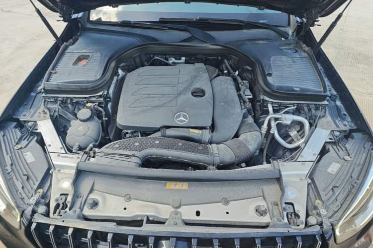 Used Mercedes-Benz GLC 2020 GLC 260 L 4MATIC Dynamic Model Engine Bay
