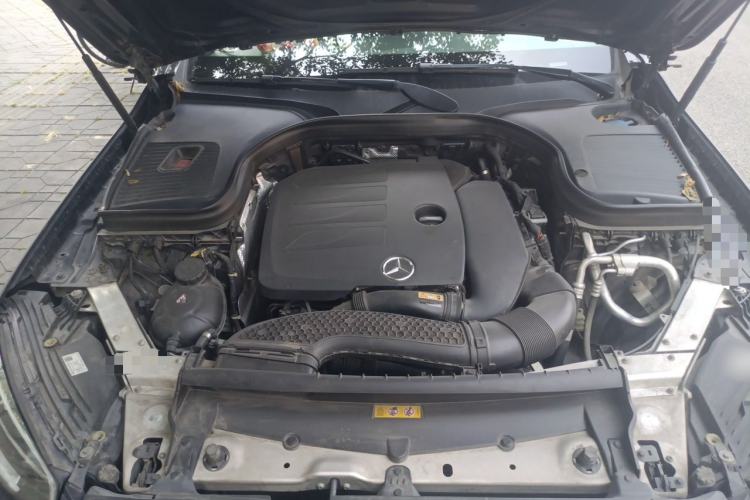 Used Mercedes-Benz GLC 2020 GLC 300 L 4MATIC Dynamic Edition Engine Bay