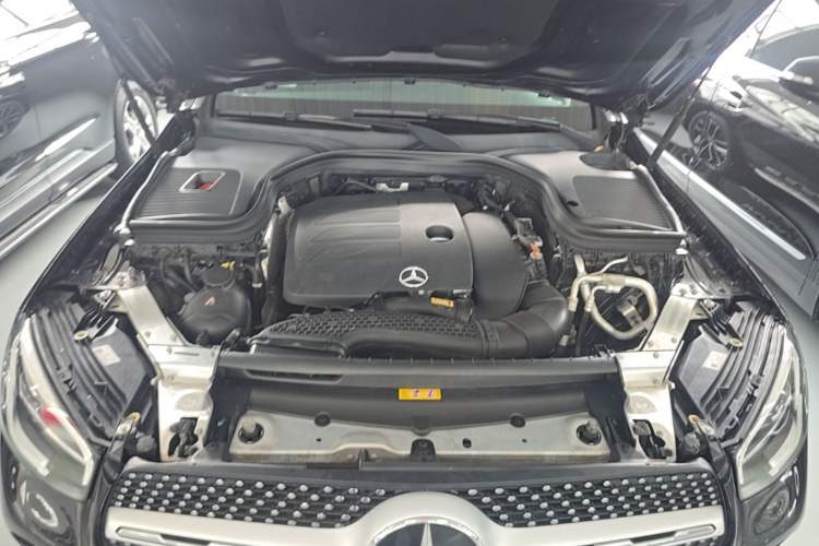 Used Mercedes-Benz GLC 2020 Facelift GLC 300 L 4MATIC Dynamic Edition Engine Bay