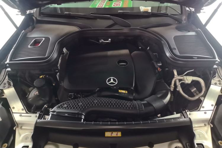 Used Mercedes-Benz GLC 2020 Facelift GLC 260 L 4MATIC Luxury Edition Engine Bay