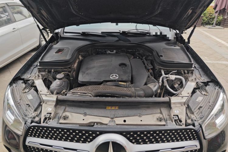 Used Mercedes-Benz GLC 2020 GLC 300 L 4MATIC Luxury Model Engine Bay
