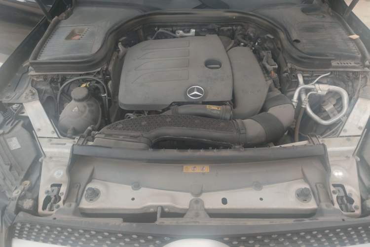 Used Mercedes-Benz GLC 2020 GLC 260 L 4MATIC Luxury Model Engine Bay