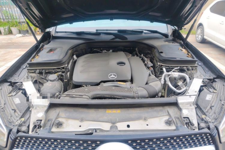 Used Mercedes-Benz GLC 2020 GLC 300 L 4MATIC Dynamic Edition Engine Bay