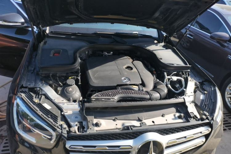 Used Mercedes-Benz GLC 2020 GLC 260 L 4MATIC Dynamic Model Engine Bay