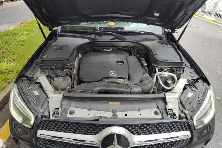 Used Mercedes-Benz GLC 2020 Facelift GLC 260 L 4MATIC Luxury Edition Engine Bay