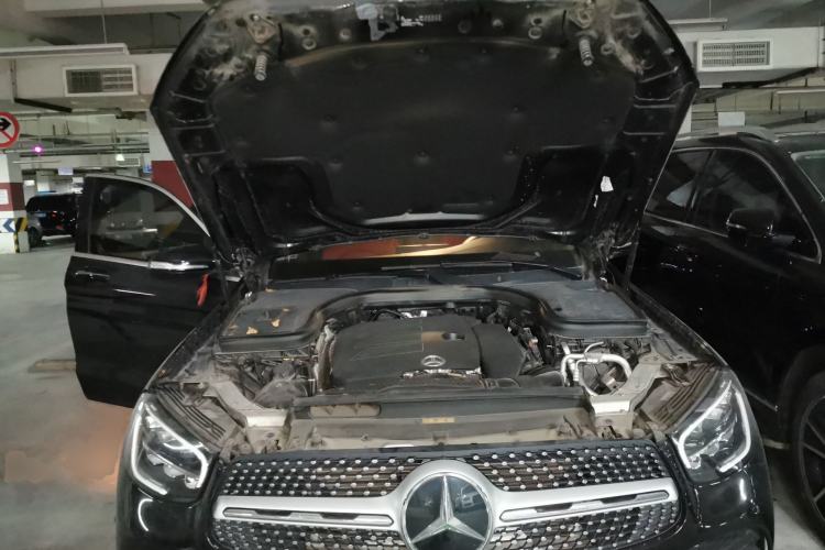 Used Mercedes-Benz GLC 2020 GLC 300 L 4MATIC Dynamic Edition Engine Bay