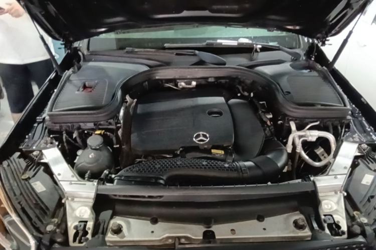Used Mercedes-Benz GLC 2020 GLC 260 L 4MATIC Luxury Model Engine Bay