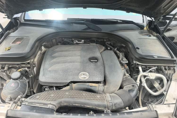 Used Mercedes-Benz GLC 2020 GLC 260 L 4MATIC Luxury Model Engine Bay