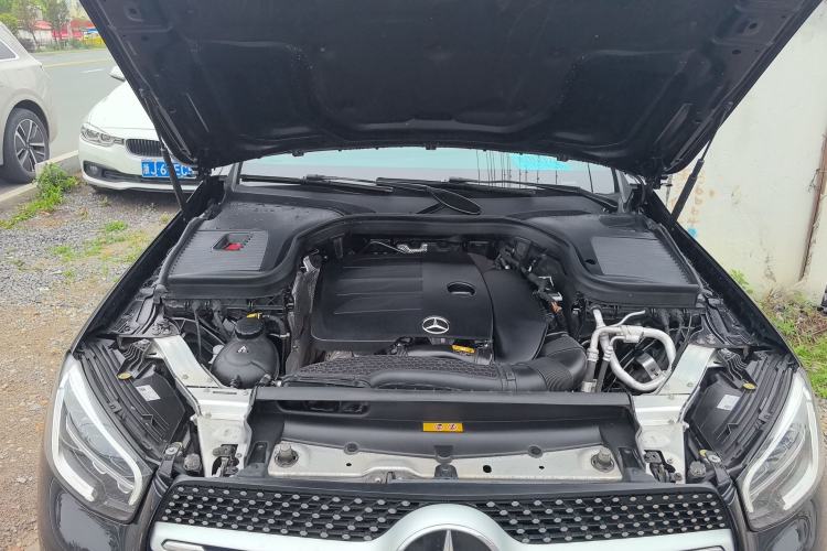 Used Mercedes-Benz GLC 2020 GLC 300 L 4MATIC Dynamic Edition Engine Bay