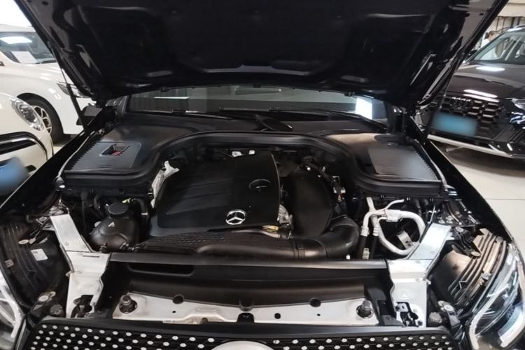 Used Mercedes-Benz GLC 2020 GLC 300 L 4MATIC Dynamic Edition Engine Bay