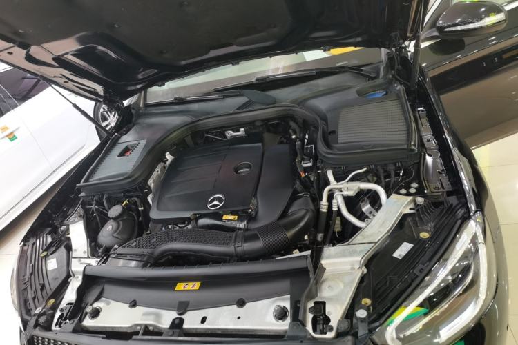 Used Mercedes-Benz GLC 2020 GLC 300 L 4MATIC Dynamic Edition Engine Bay