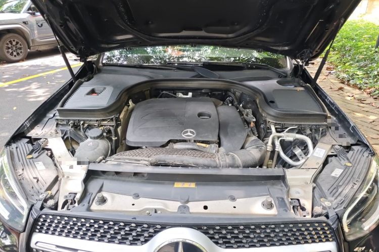 Used Mercedes-Benz GLC 2020 GLC 300 L 4MATIC Dynamic Edition Engine Bay