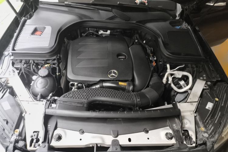 Used Mercedes-Benz GLC 2020 GLC 300 L 4MATIC Luxury Model Engine Bay