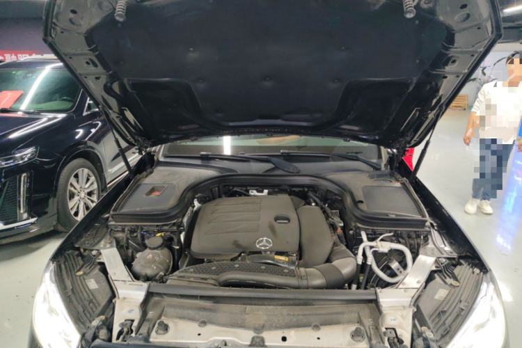Used Mercedes-Benz GLC 2020 GLC 300 L 4MATIC Luxury Model Engine Bay
