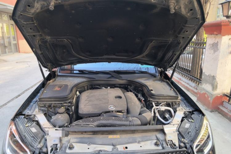 Used Mercedes-Benz GLC 2020 GLC 260 L 4MATIC Luxury Model Engine Bay