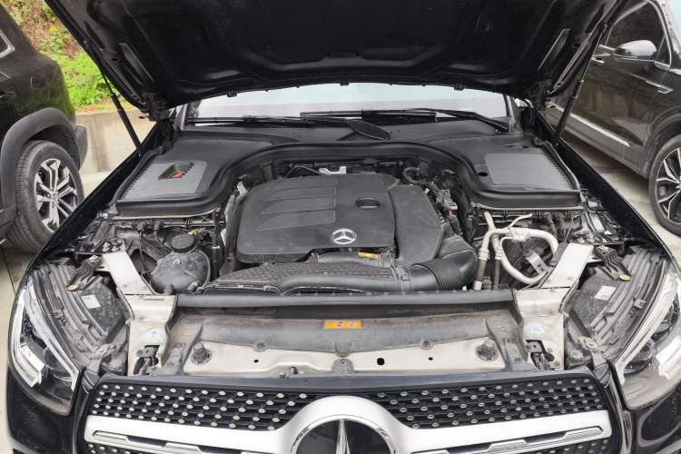 Used Mercedes-Benz GLC 2020 Facelifted GLC 300 L 4MATIC Luxury Edition Engine Bay