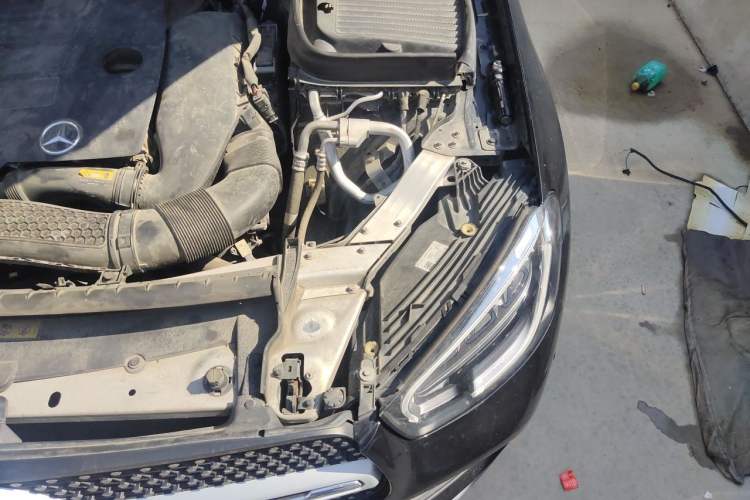 Used Mercedes-Benz GLC 2020 Facelift GLC 260 L 4MATIC Luxury Edition Engine Bay Left