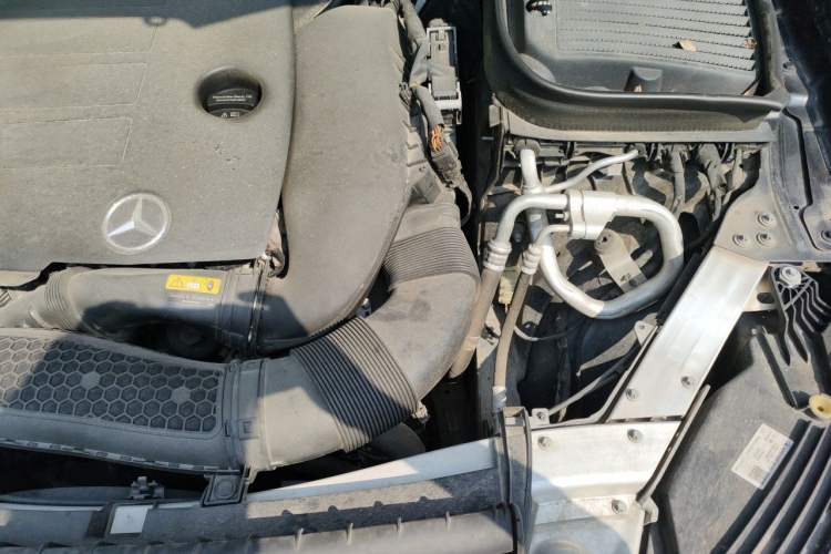 Used Mercedes-Benz GLC 2020 Facelift GLC 260 L 4MATIC Luxury Edition Engine Bay Left