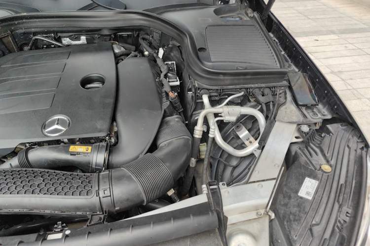 Used Mercedes-Benz GLC 2020 Facelifted GLC 260 L 4MATIC Dynamic Edition Engine Bay Left