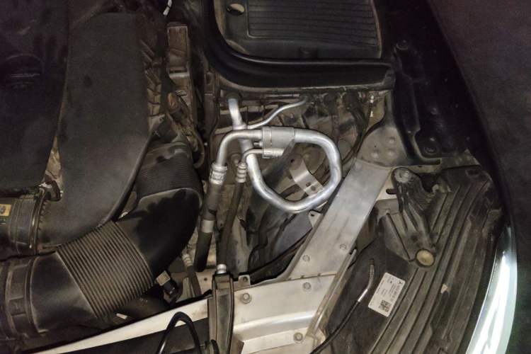 Used Mercedes-Benz GLC 2020 Facelift GLC 300 L 4MATIC Dynamic Edition Engine Bay Left