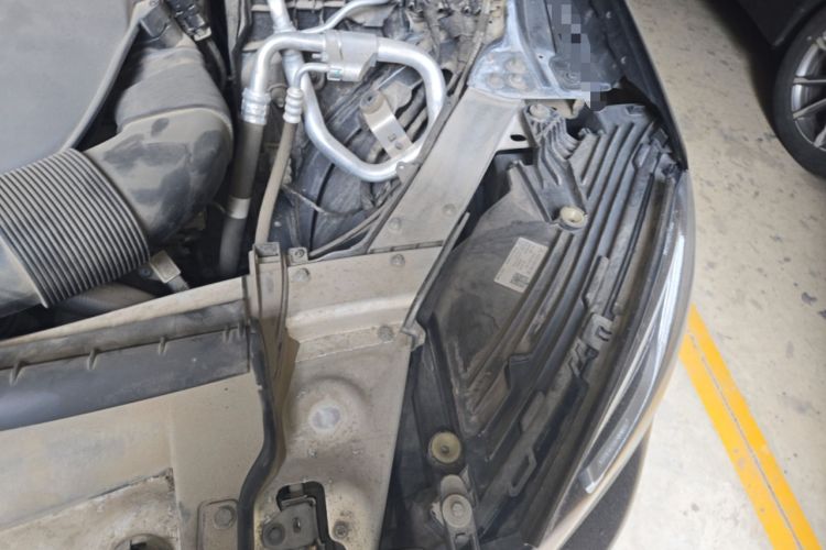 Used Mercedes-Benz GLC 2020 GLC 260 L 4MATIC Luxury Model Engine Bay Left