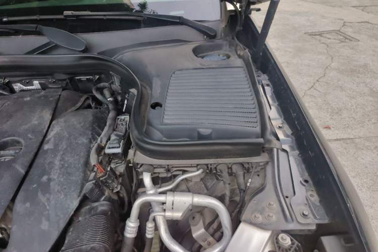 Used Mercedes-Benz GLC 2020 Facelift GLC 300 L 4MATIC Dynamic Edition Engine Bay Left
