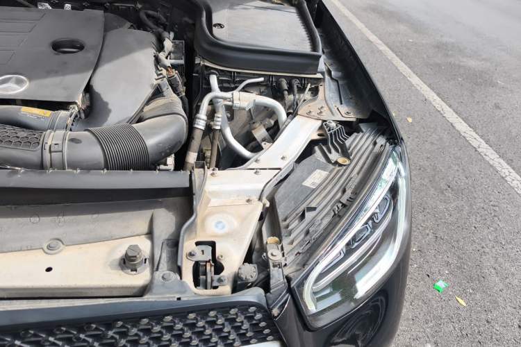 Used Mercedes-Benz GLC 2020 Facelift GLC 260 L 4MATIC Luxury Edition Engine Bay Left