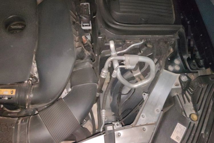Used Mercedes-Benz GLC 2020 Facelift GLC 300 L 4MATIC Dynamic Edition Engine Bay Left