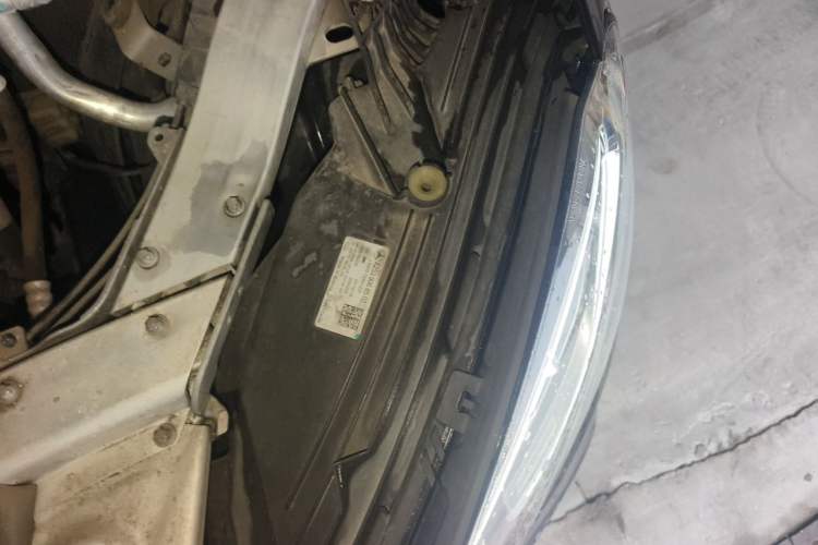Used Mercedes-Benz GLC 2020 Facelifted GLC 260 L 4MATIC Dynamic Edition Engine Bay Left